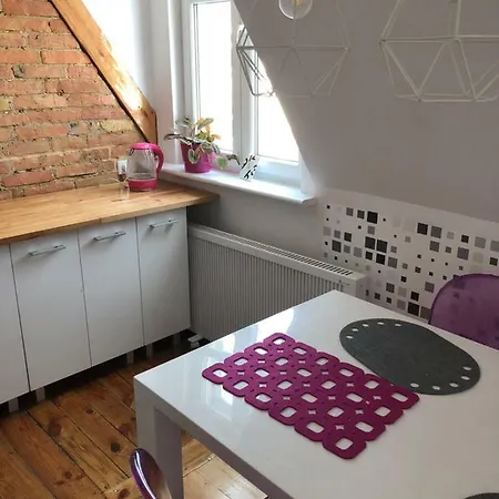 A Bookish Attic / Ksiazkowy Strych Poznaň