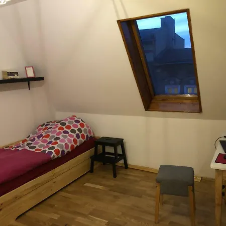 A Bookish Attic / Ksiazkowy Strych Apartmán